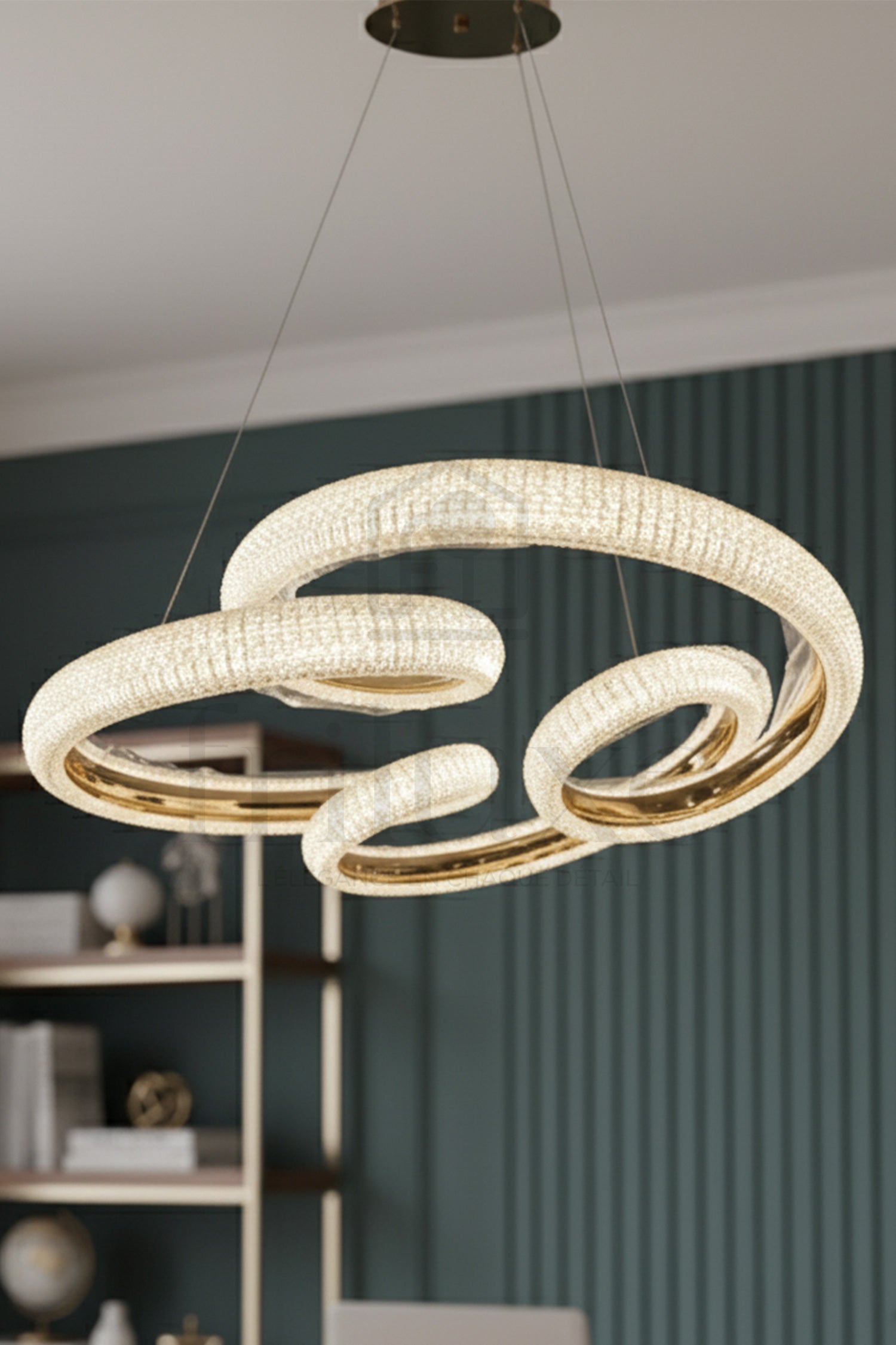 Suspension LED Serpentine Moderne Dorée avec Télécommande
