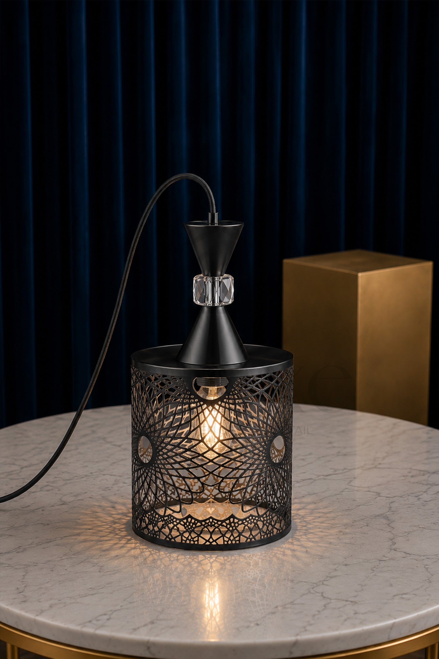 Suspension Orientale FARACHA 1 Lampe – Lustre Moderne Luxe en Métal