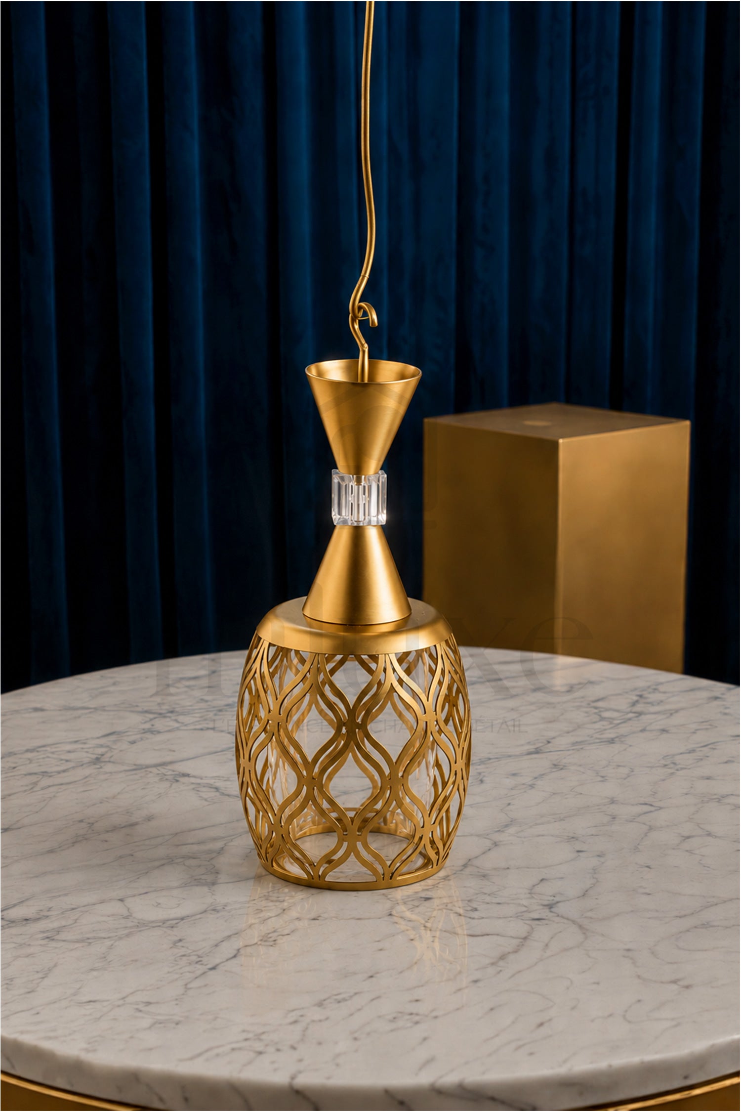 Suspension Orientale AHRAM Long 1 Lampe géométrique – Lustre Moderne Luxe en Métal
